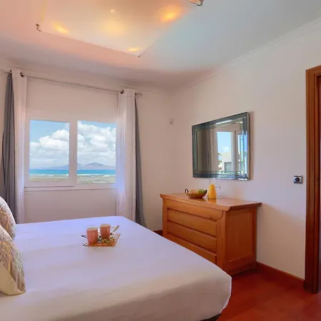 Сasa de vacaciones El Castillito Beachfront *