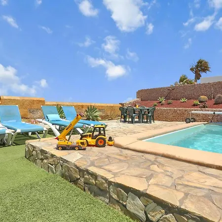El Castillito Beachfront Holiday home *